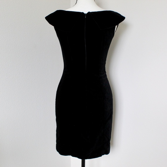 Vintage Black Velvet Bow Detail Mini Cocktail Dress - Picture 6 of 9